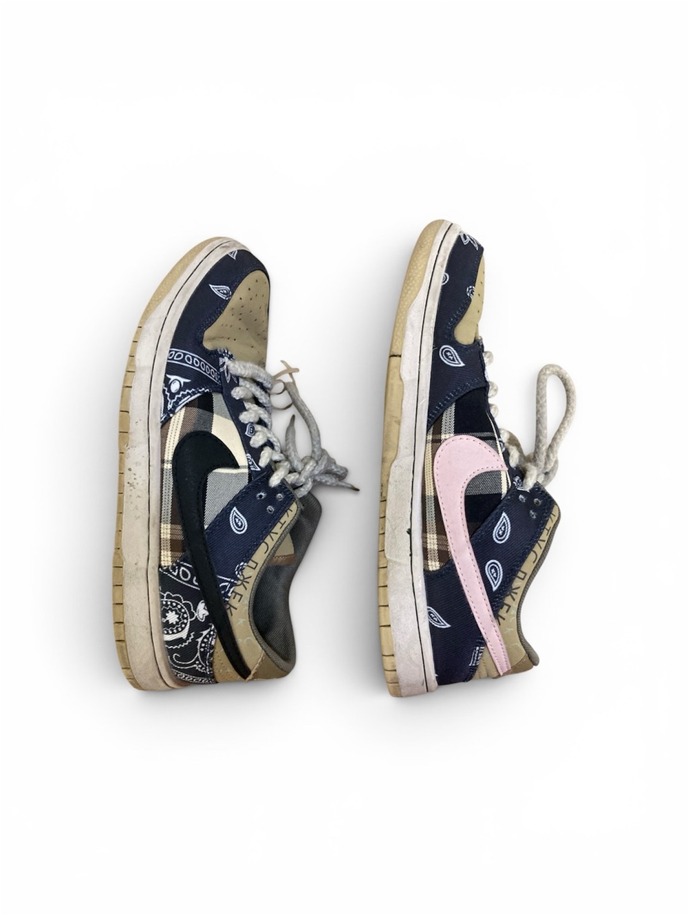 Nike Dunk Low Premium QS SB x Travis Scott Cactus Jack women’s 8.5